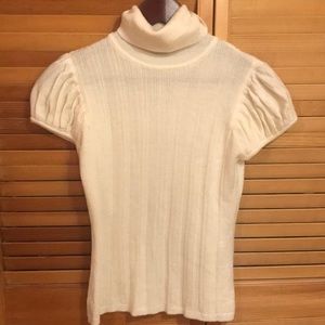 Joseph A. Cream Top L